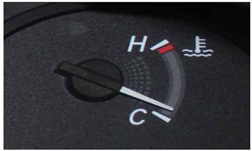 Indikator Temperatur Mobil Anda Mati ??? Inilah Penyebab & Cara Memperbaikinya